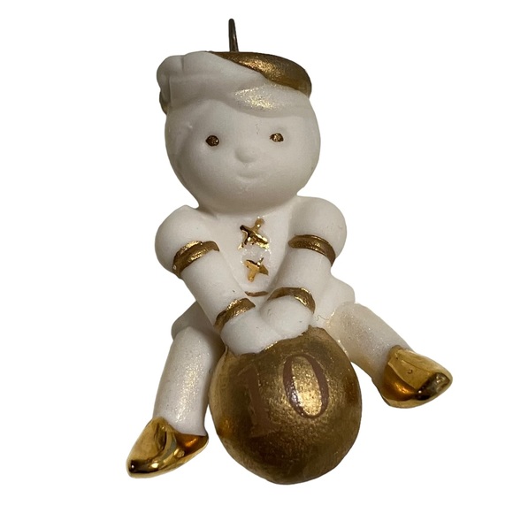 Hallmark 2016 12 Days Of Christmas Mini Ornament Day 10 NO BOX - Picture 3 of 3